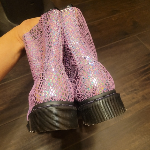 SOLD - Picture 5 of 8